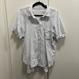 Aritzia Wilfred Free Women’s Medium Boyfriend Linen Short Sleeve Button Shirt